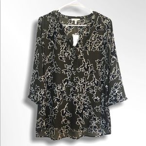 NWT Green Polyester Mid Sleeve